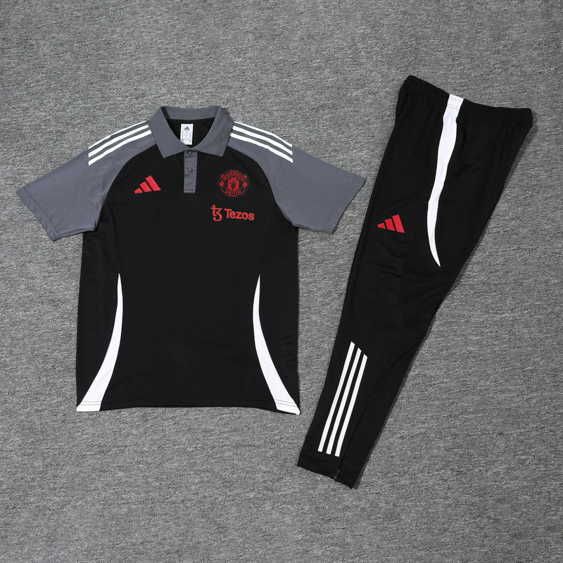 Camiseta y pantalón Manchester United 25/26