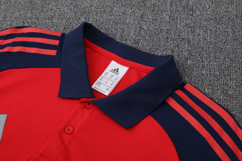 Camiseta y pantalón Manchester United 25/26