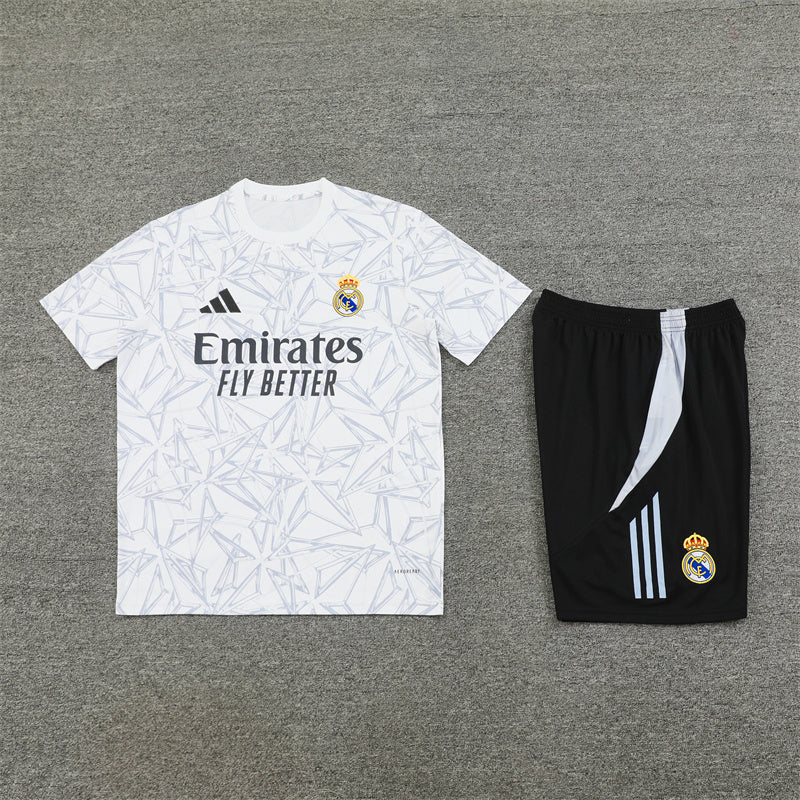 Camiseta y Pantalones Cortos Niños Real Madrid 24/25