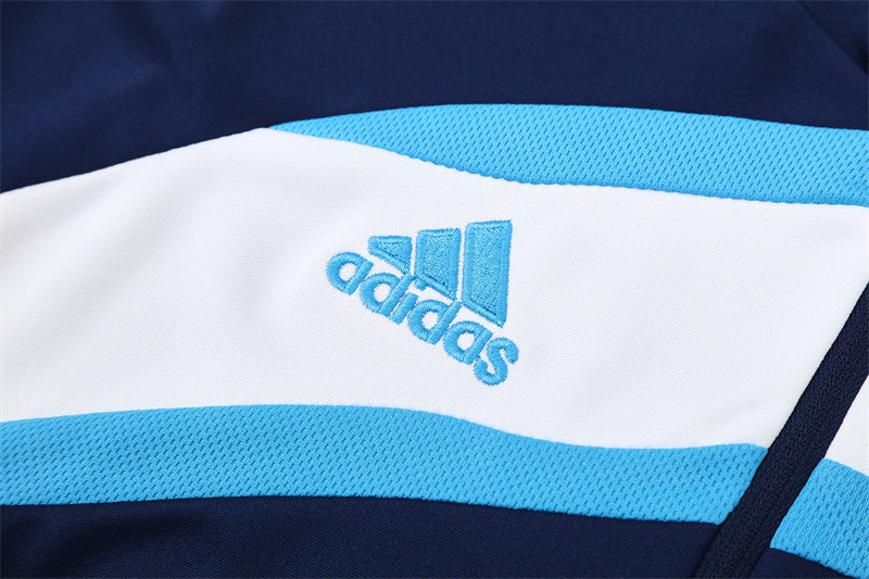 Camiseta de entrenamiento retro de manga larga del Real Madrid 09/10