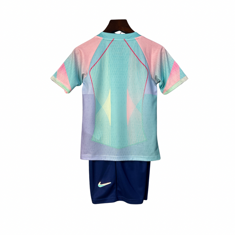 Camiseta y Pantalón Corto Niño FC Barcelona Edición Especial