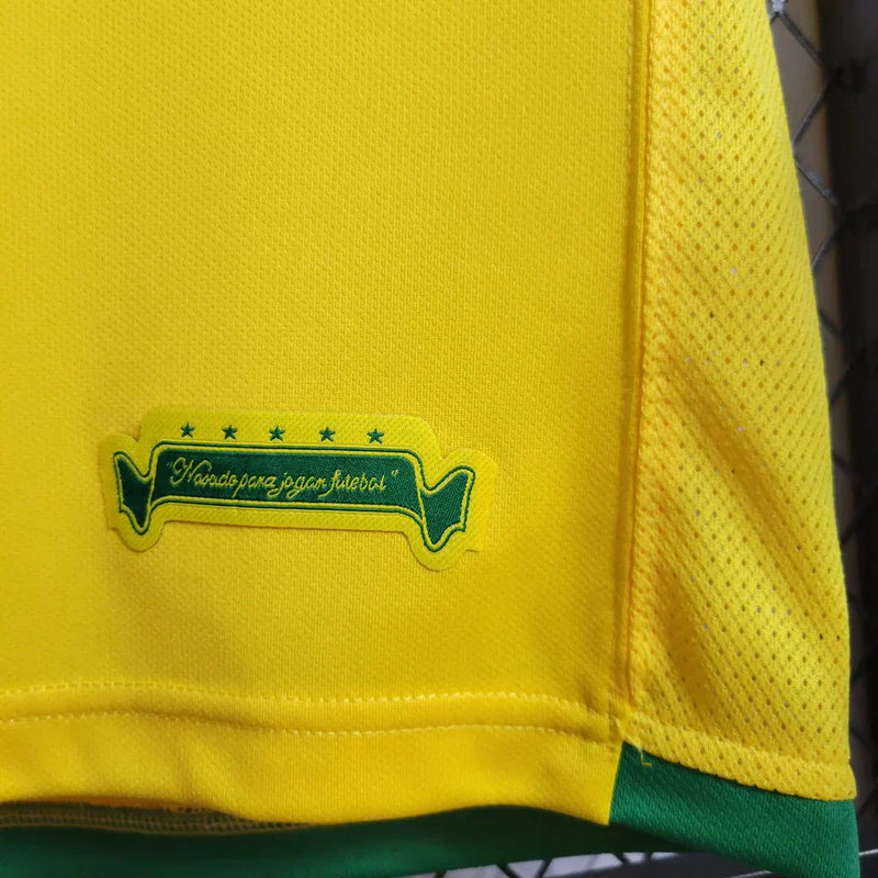 Camiseta Brasil Retro 2006