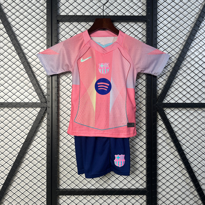 Camiseta y Pantalón Corto Niño FC Barcelona Edición Especial