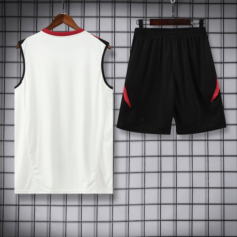 Camiseta y Pantalón entrenamiento Manchester United 25/26
