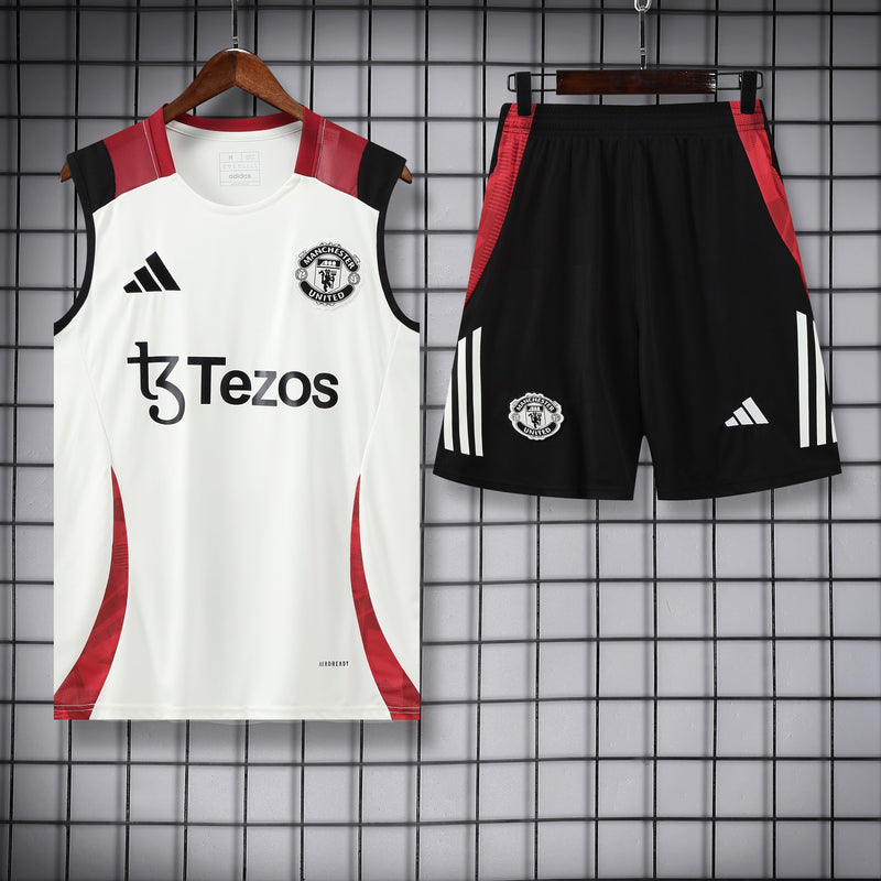 Camiseta y Pantalón entrenamiento Manchester United 25/26