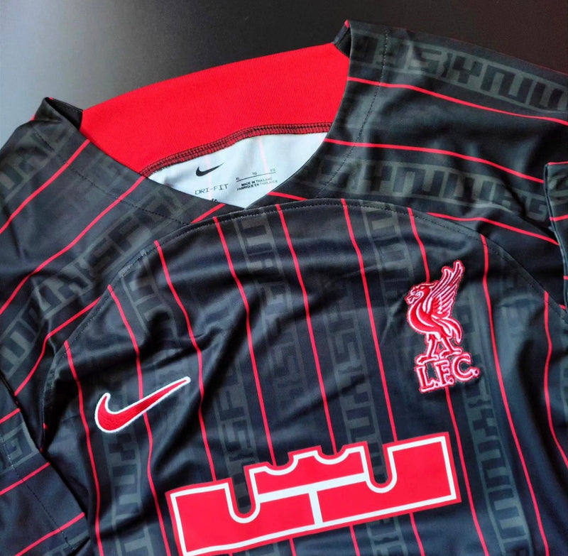 Camiseta Liverpool FC x LeBron James 2023